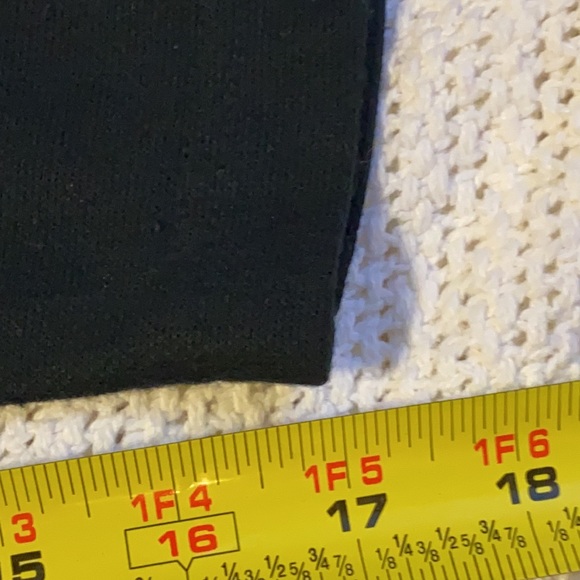 Bobbie Brooks collection black sweater with design size small - Picture 5 of 15